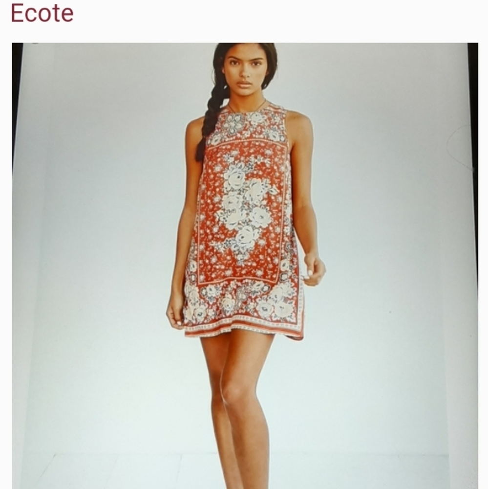 ECOTE BOHO ORANGE FLORAL DRESS.  SIZE XS